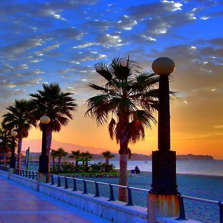 Aparment Neptuno- Located On The Promenade A Few Metres From The Beach. Estepona Kültér fotó