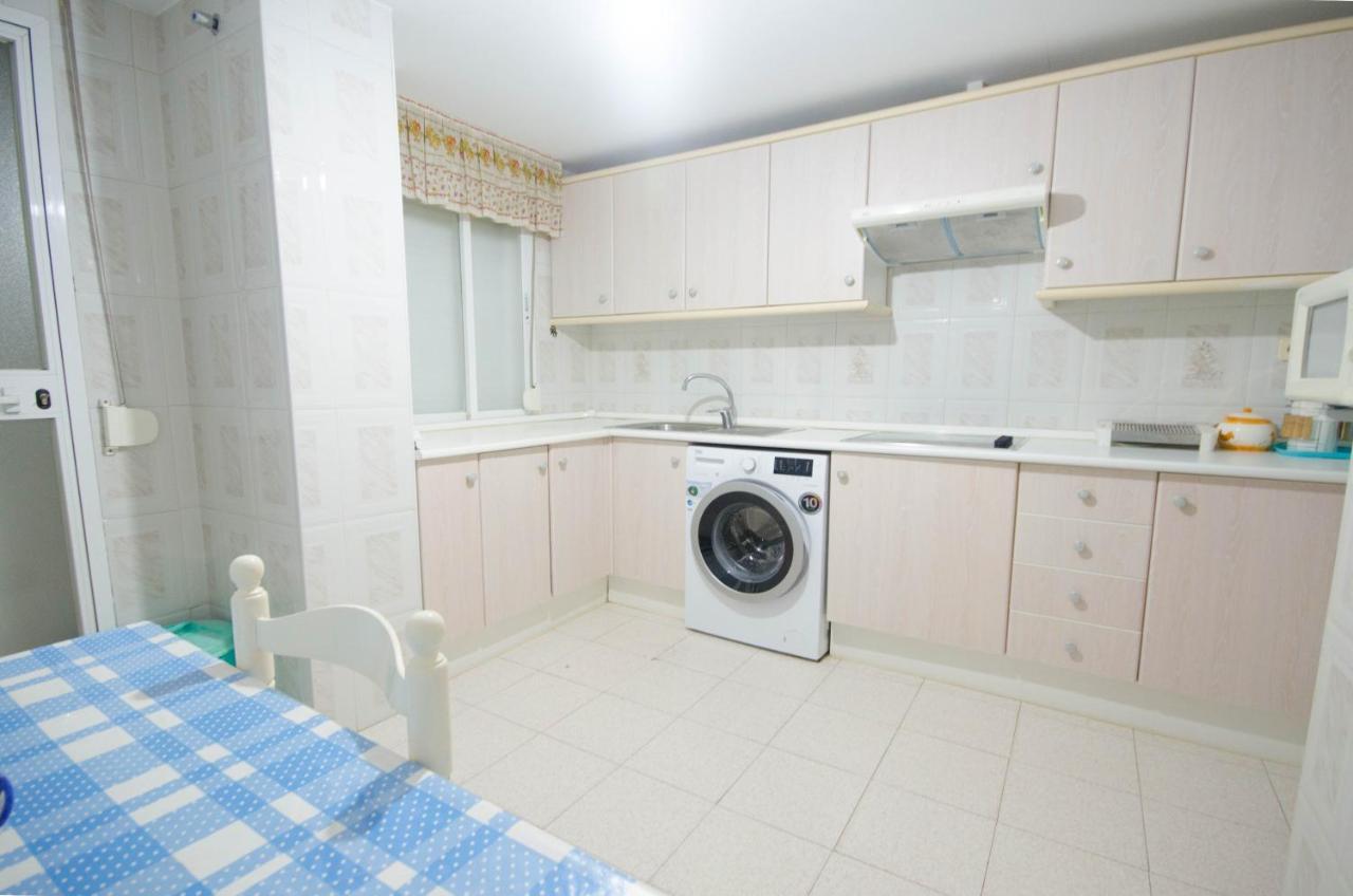 Aparment Neptuno- Located On The Promenade A Few Metres From The Beach. Estepona Kültér fotó