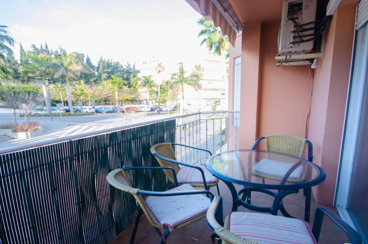 Aparment Neptuno- Located On The Promenade A Few Metres From The Beach. Estepona Kültér fotó