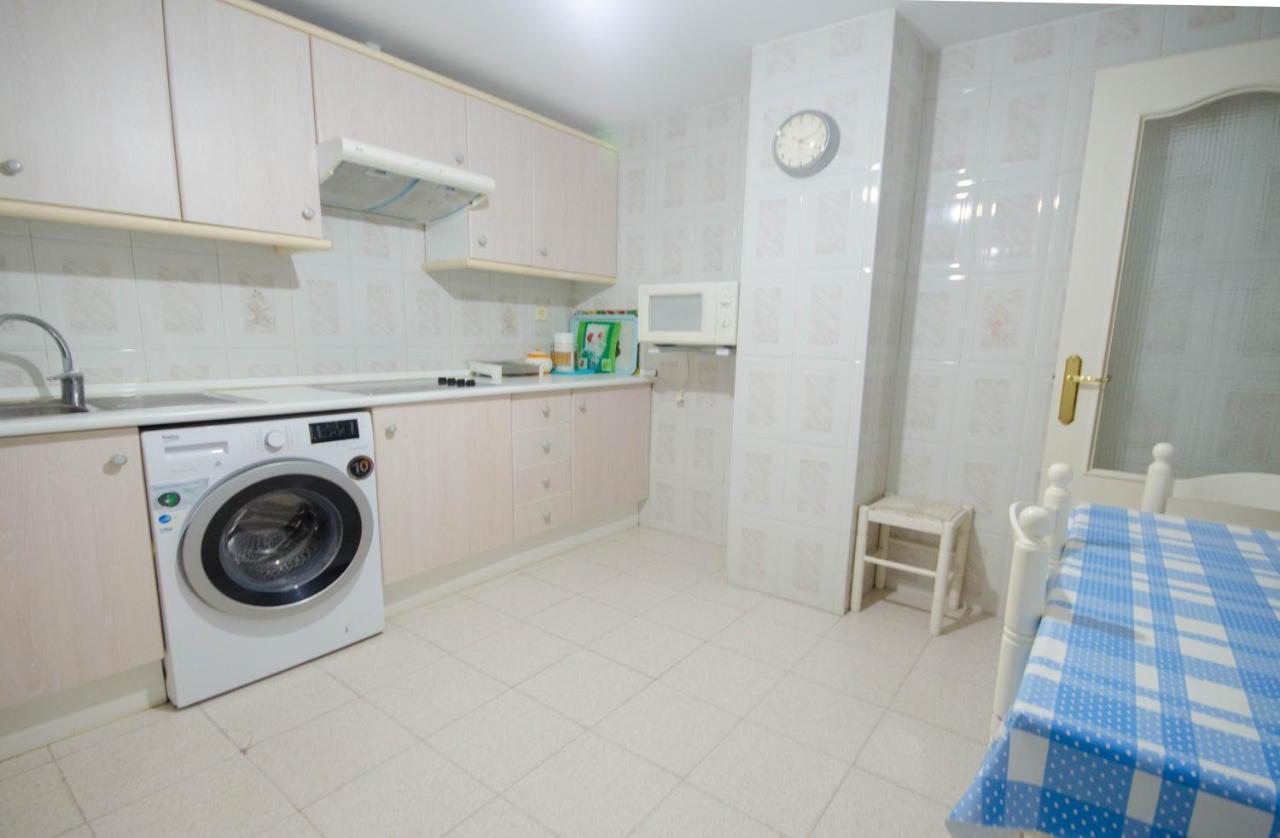 Aparment Neptuno- Located On The Promenade A Few Metres From The Beach. Estepona Kültér fotó
