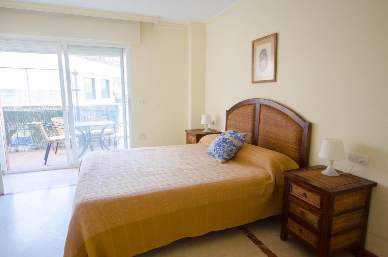 Aparment Neptuno- Located On The Promenade A Few Metres From The Beach. Estepona Kültér fotó