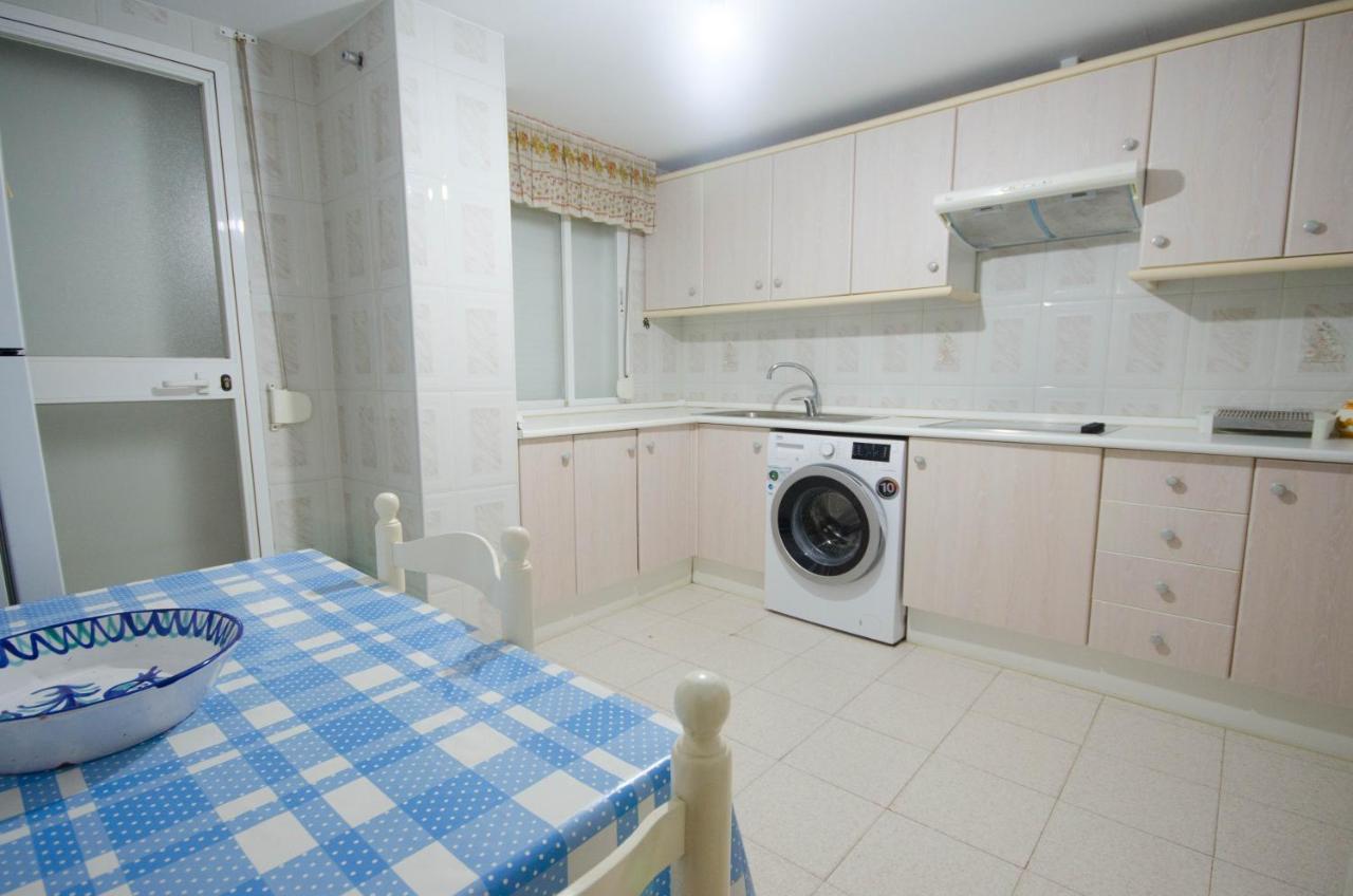 Aparment Neptuno- Located On The Promenade A Few Metres From The Beach. Estepona Kültér fotó