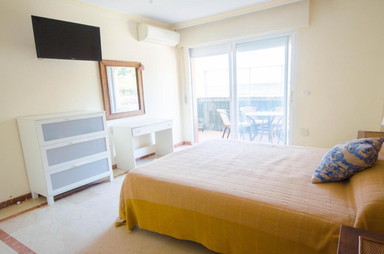 Aparment Neptuno- Located On The Promenade A Few Metres From The Beach. Estepona Kültér fotó